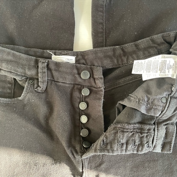 Good American Ankle length, straight, button front, gently used black jeans - Picture 5 of 7